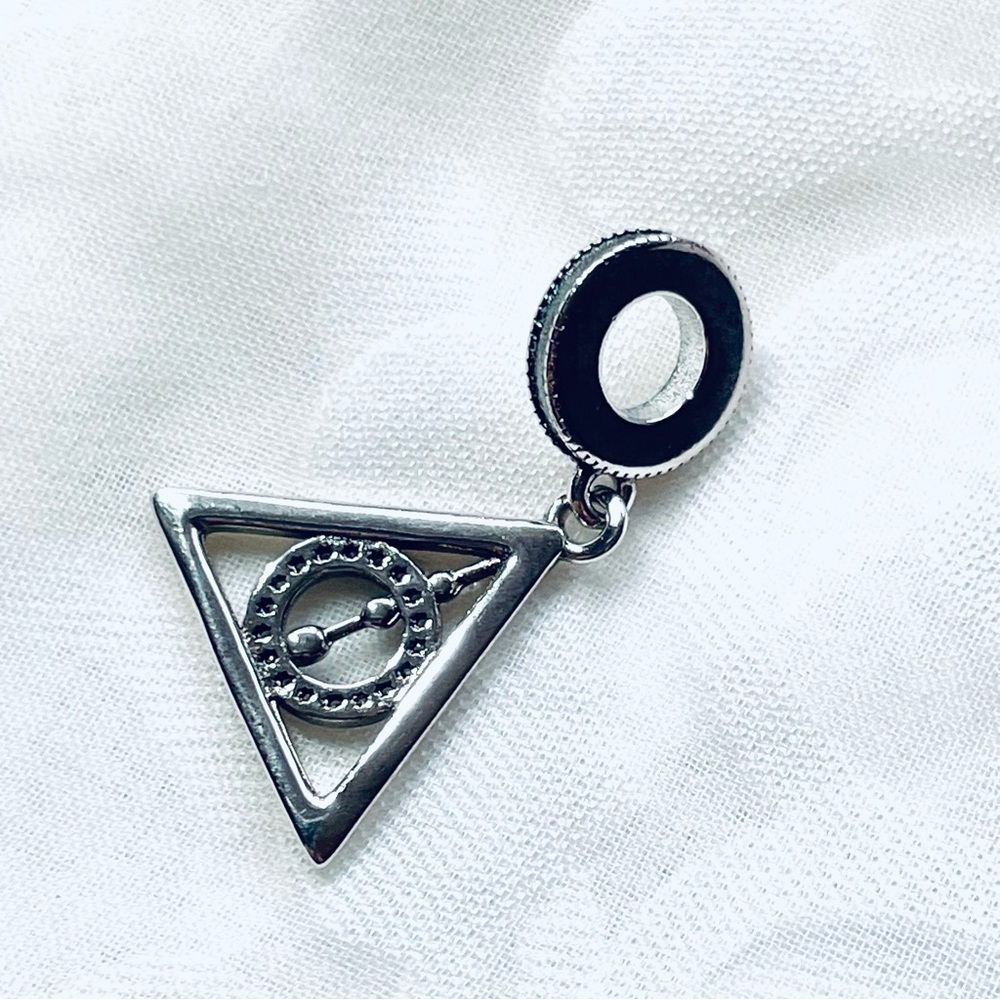 ⚡ NWOT Deathly Hallows Charm – Harry Potter ✨ - Picture 8 of 9